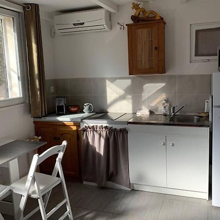 JOLI STUDIO INDEPENDANT 20m² AVEC JARDIN Saint-Maximin 外观 照片